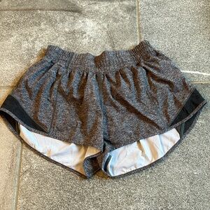 Lululemon Hotty Hot shorts